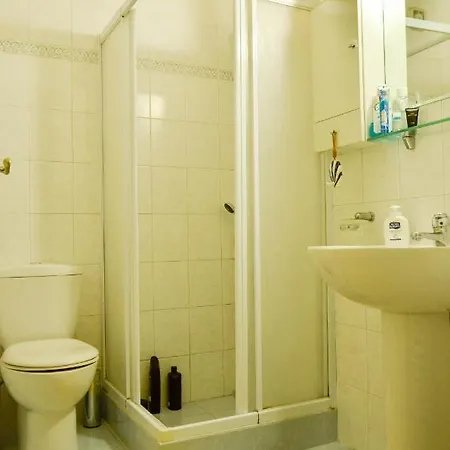Apartment Taxiarches Up To 5 People *